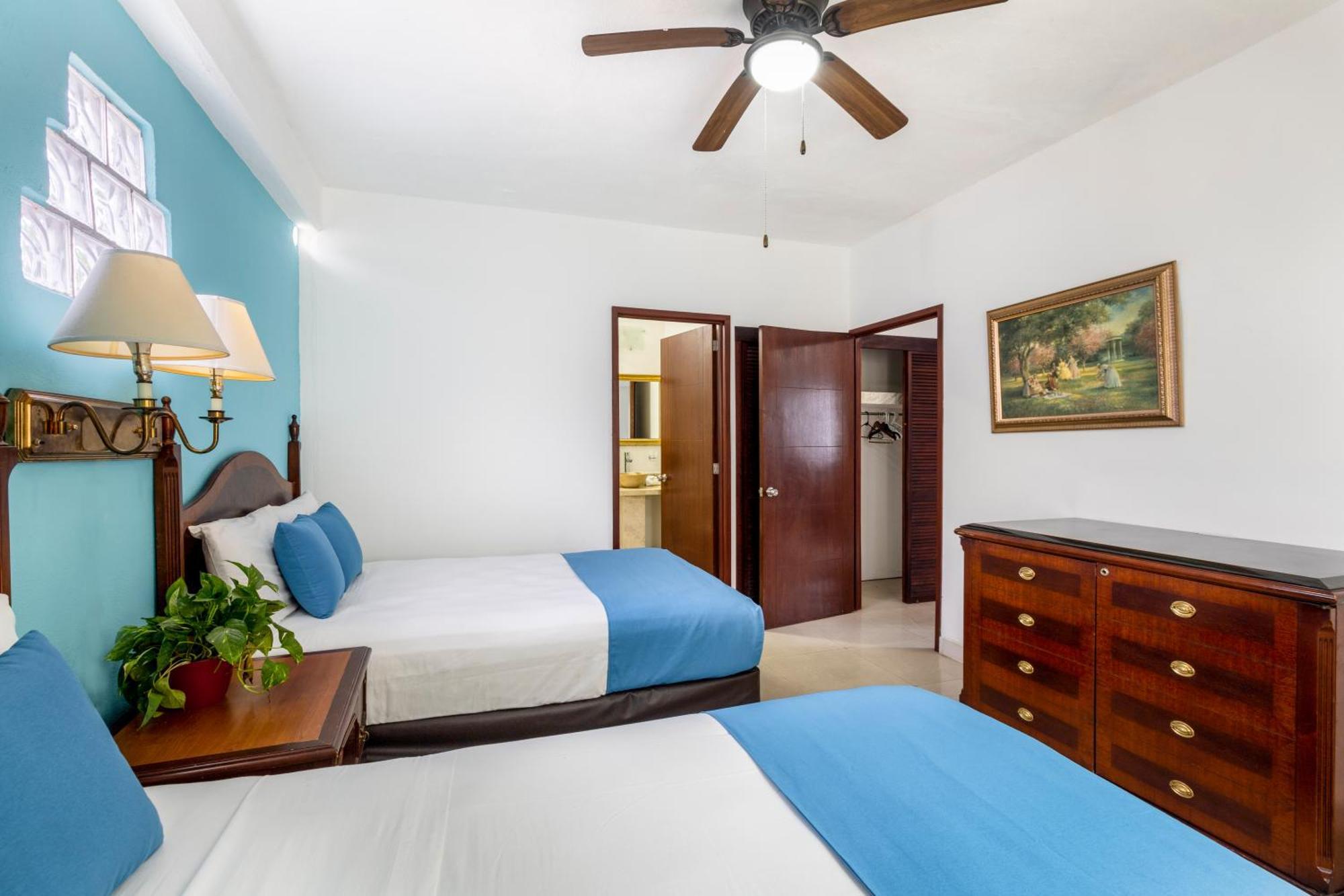 Hotel Pueblito Vallarta Puerto Vallarta Bagian luar foto